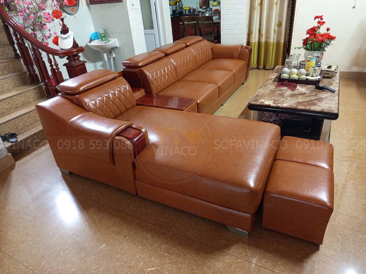 Ghế sofa được bọc bằng da microfiber siêu đẹp như mới